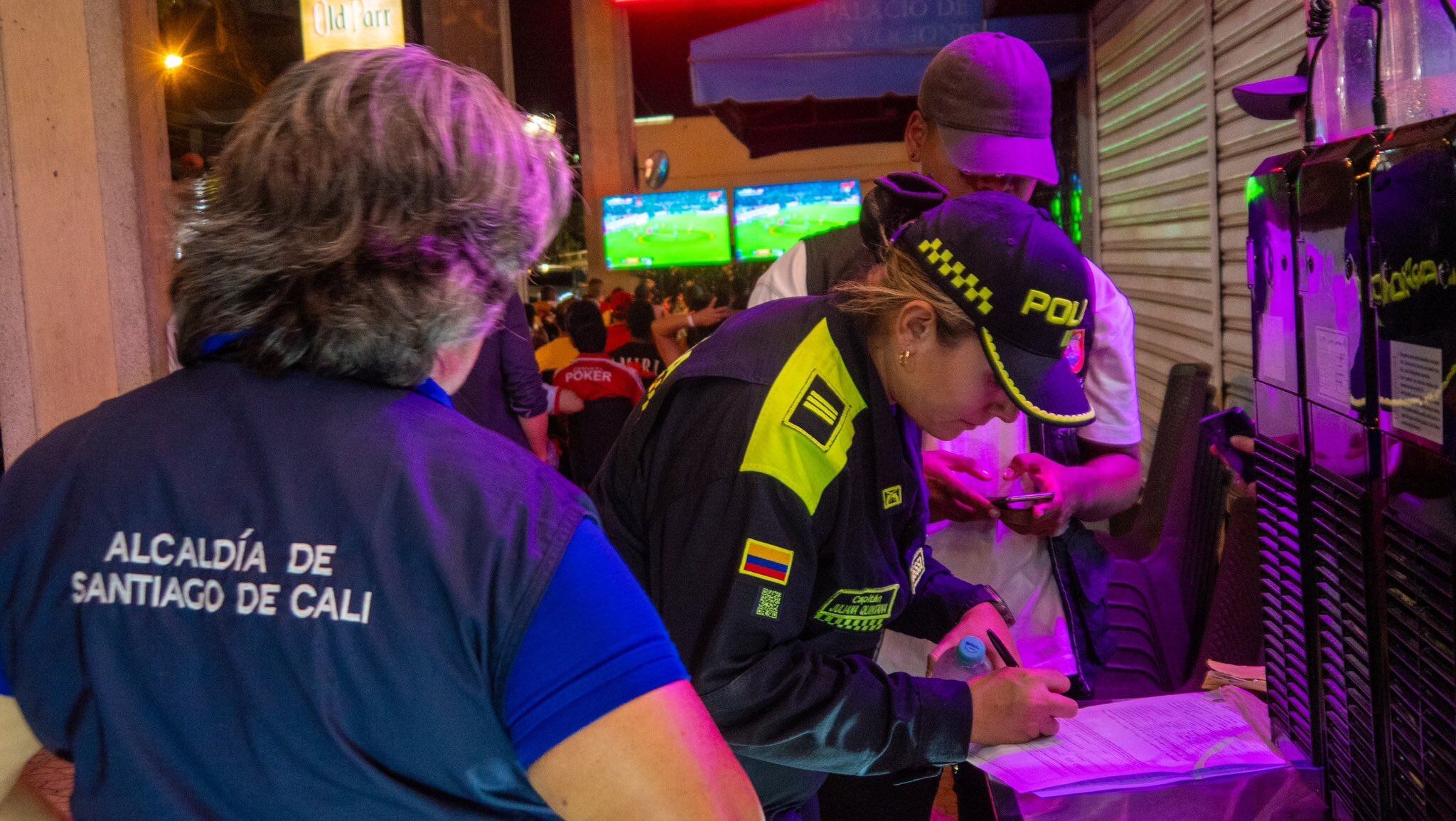El sector de La Luna tiene diversos establecimientos como bares y discotecas que se han visto afectadas por los cierres a dos horas antes que los demás locales dedicados a la misma actividad económica.