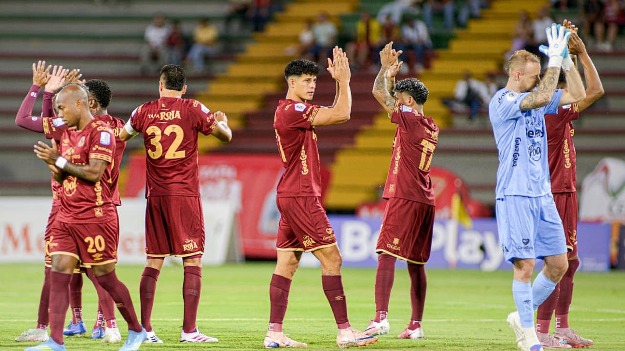 Jugadores del Tolima tras el juego contra Inter de Bogotá.