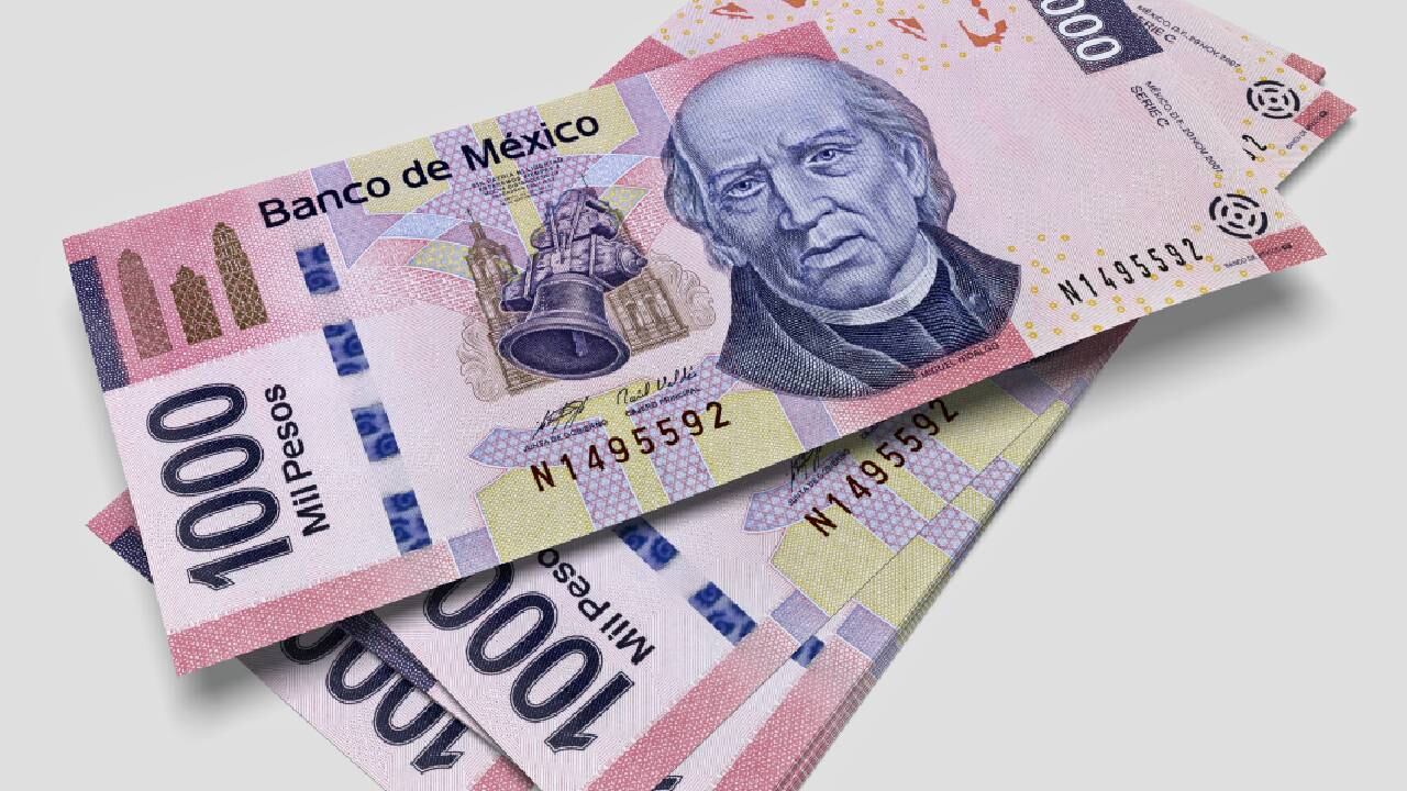 Según la joven, ella solía recibir su pago cada semana; pero, 'de repente', se le empezaría a pagar cada quince días.