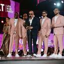 Los Premios Heat buscan reconocer a los artistas renombrados y emergentes que causan sensación
en el Caribe y América Latina. Los ganadores son seleccionados por votación de los fans.