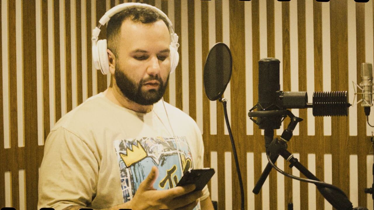 Carin León desató fuerte polémica por sustancia que pidió consumir en pleno concierto