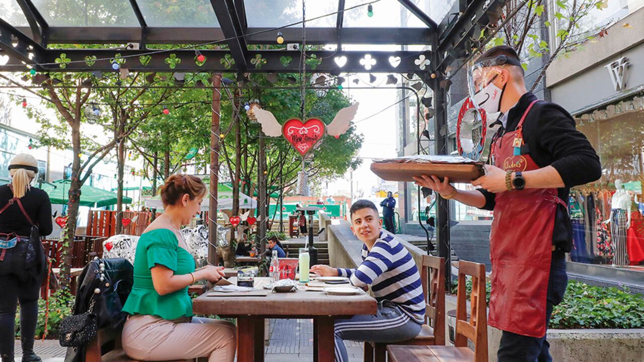 “El crecimiento económico refleja el fortalecimiento de la demanda interna, cuya dinámica ha sido favorecida en gran medida por la política monetaria, fiscal y regulatoria implementada desde inicios de la pandemia”, aseguró el Banco de la República.