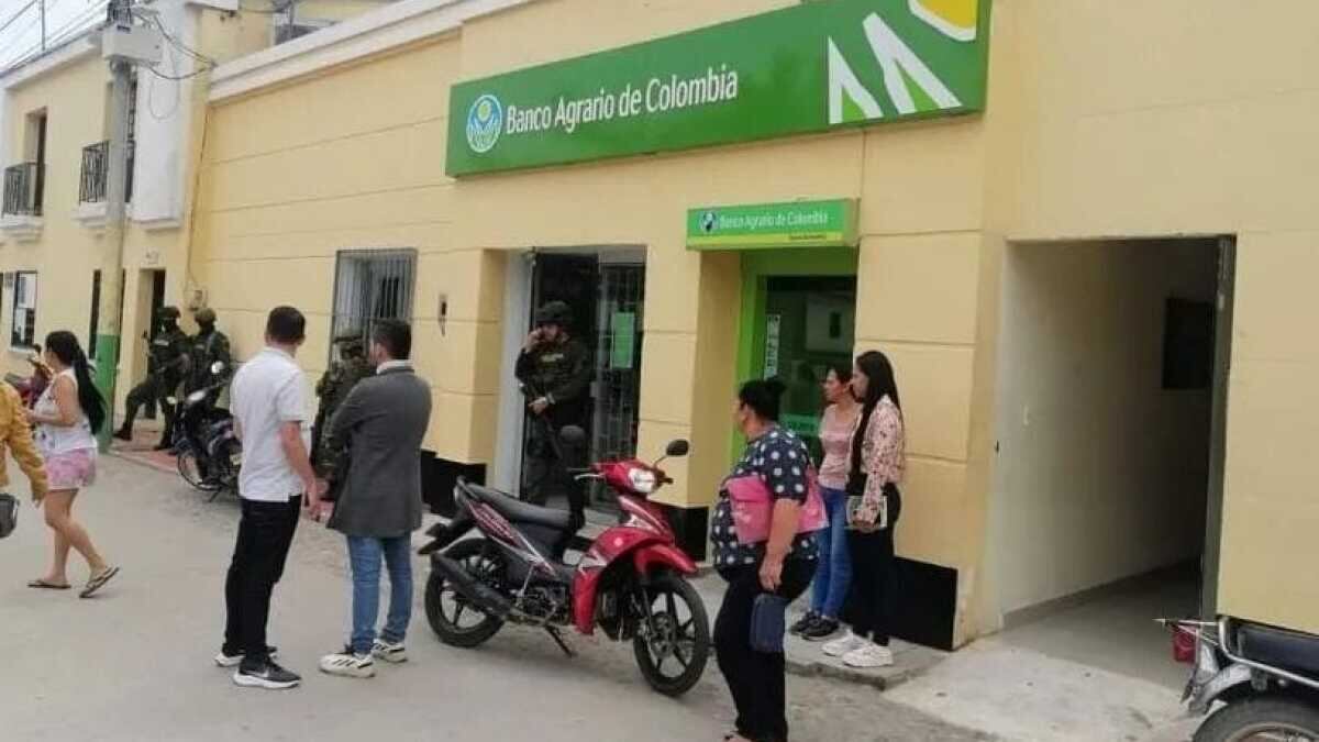 Las autoridades hacen presencia en el lugar.