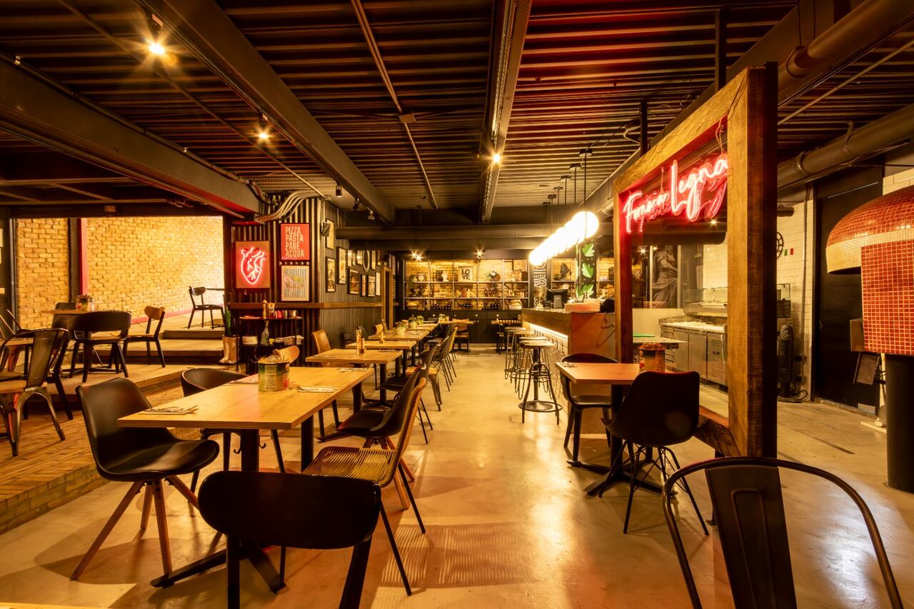 Pizzardi Artigianale, ubicada en la zona rosa de Bogotá, se ha posicionado como uno de los mejores restaurantes de la capital.