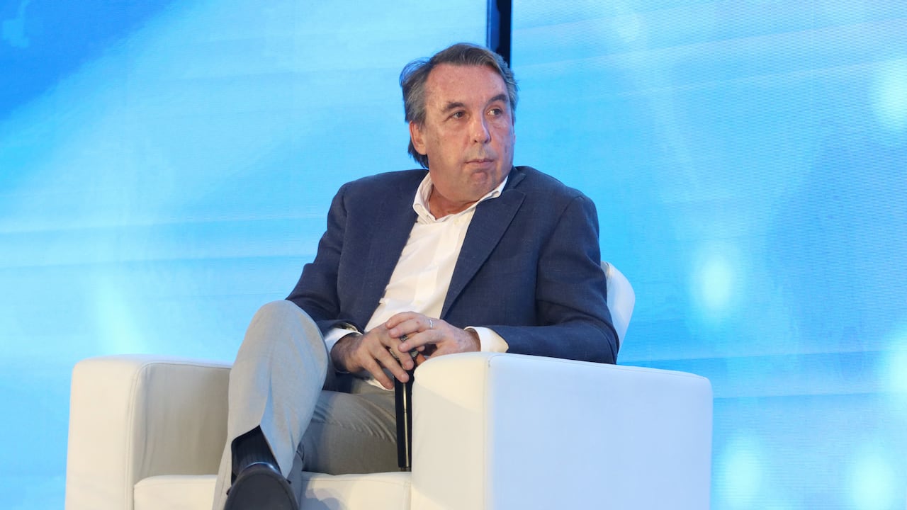 Esta es la fortuna de Emilio Azcárraga, el magnate que dejó la presidencia de Televisa por un presunto caso de corrupción - Semana