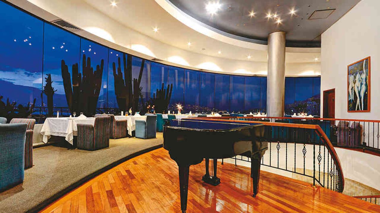 ? Cada año, el Dann Carlton se transforma para recibir a los asistentes a la feria de moda más importante del país.