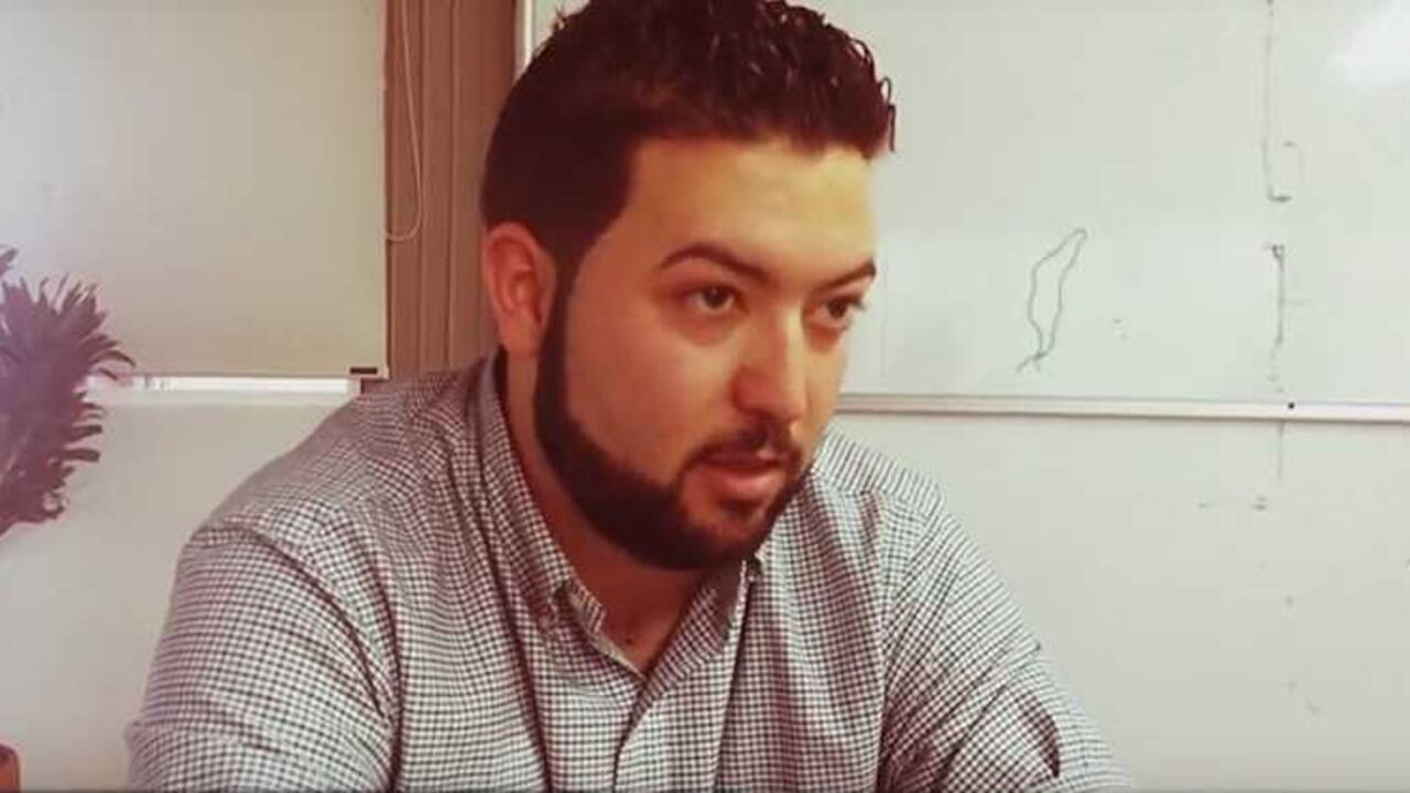 Juan Rivera Pascual es un bloguer español que se hacía pasar por experto en educación.