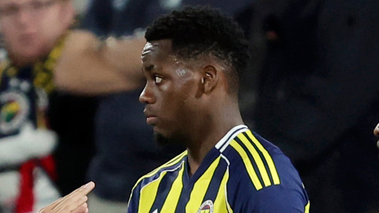 Jhon Jader Durán permanecía apartado de los entrenamientos de Fenerbahçe, luego de una lesión que le costó meses de recuperación