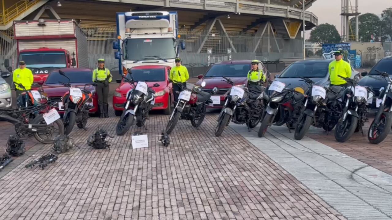 Cae banda dedicada al robo de autopartes en Bogotá; Policía revela escondían los vehículos hurtados