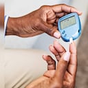 Dormir bien es importante para las personas que padecen la diabetes. Foto: GettyImages.