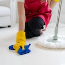 Explore los inesperados beneficios de trapear con menta y descubra cómo esta práctica puede convertir su hogar en un oasis de frescura y limpieza duradera.