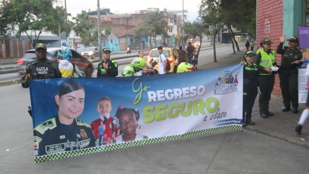 Con el regreso a clases, autoridades en Cali dan a conocer plan para prevenir violencia escolar.