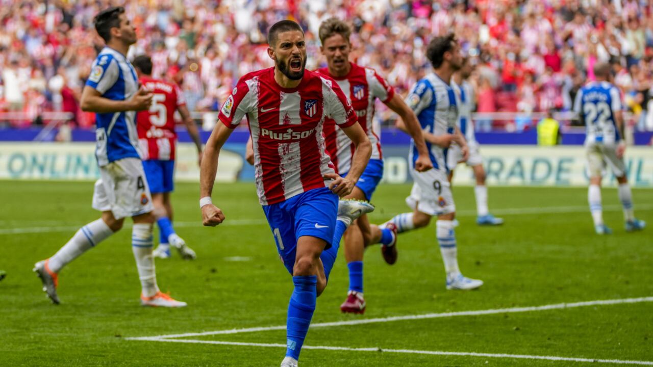 Atletico Madrid's Yannick Carrasco celebrates after scoring his side's second goal during a Spanish La Liga soccer match between Atletico Madrid and Espanyol at Wanda Metropolitano stadium in Madrid, Spain, Sunday, April 17, 2022. (AP/Manu Fernandez)