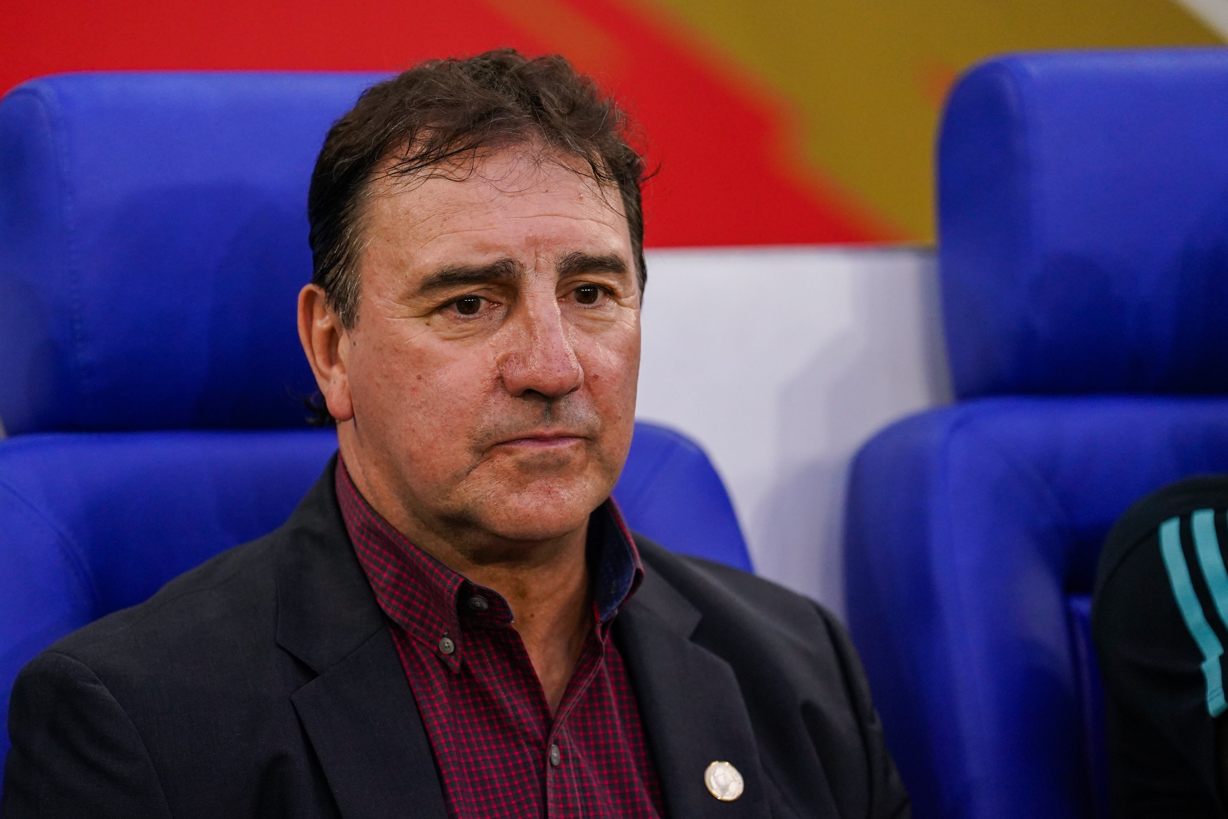 GELSENKIRCHEN, GERMANY - JUNE 20: Head Coach Nestor Lorenzo of Colombia looks on during the International Friendly match between Germany and Colombia at the Veltins-Arena on June 20, 2023 in Gelsenkirchen, Germany (Photo by Joris Verwijst/BSR Agency/Getty Images)