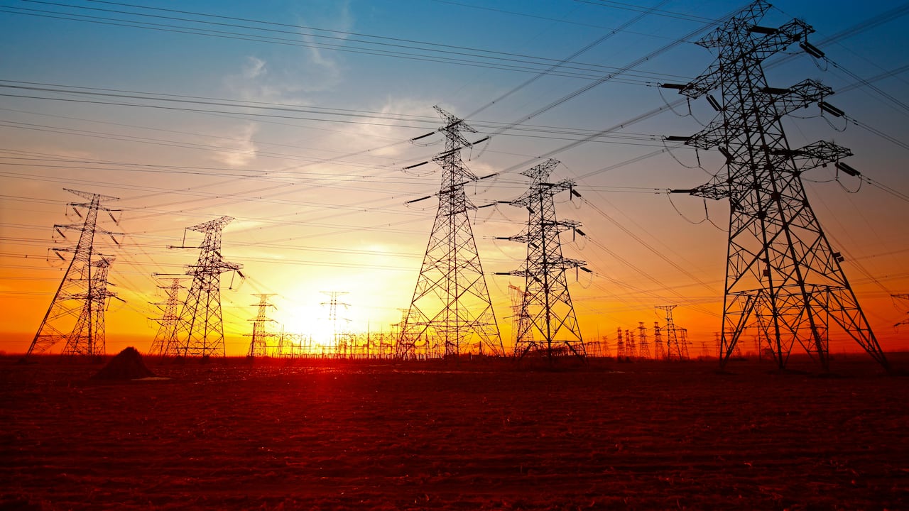 Gremios buscan de manera urgente soluciones a las problemáticas del sector de energía eléctrica.