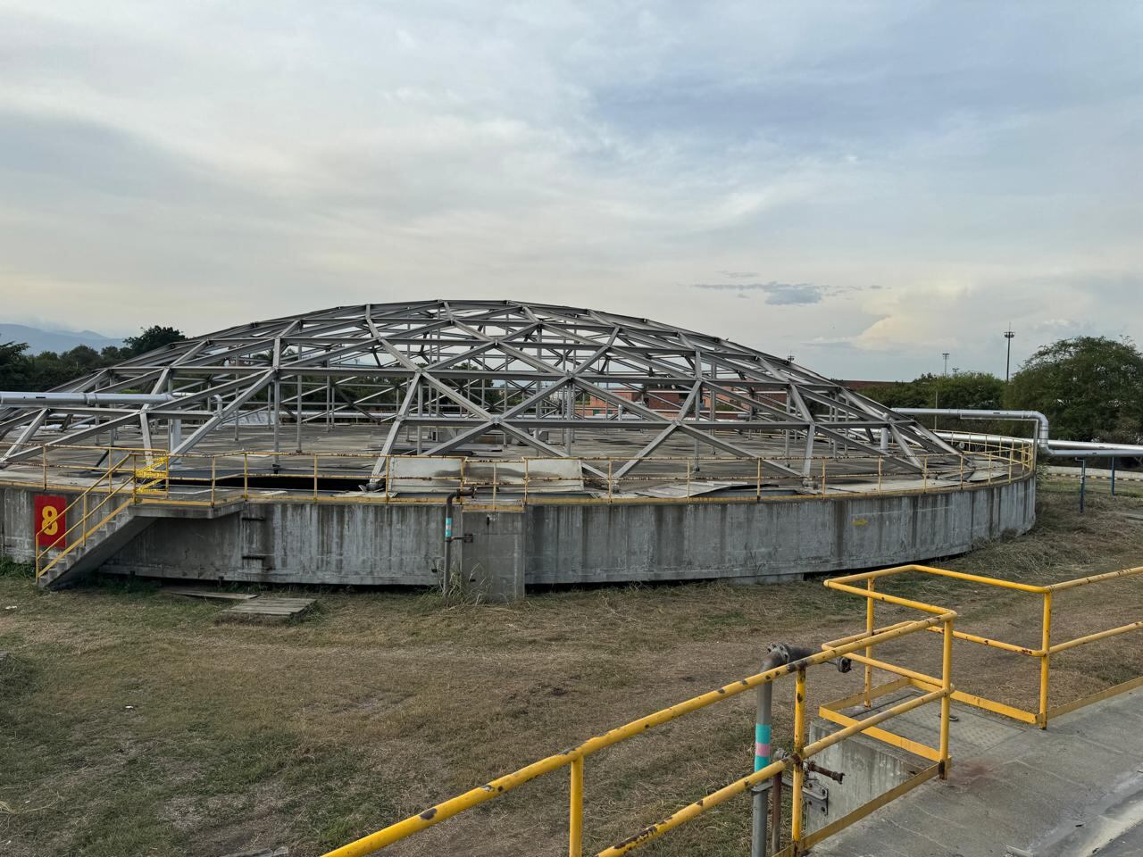 Mantenimiento de Emcali en el río Cauca