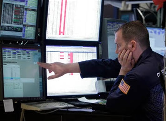 A poco más de una semana del plazo del 2 de agosto, los legisladores siguen tenazmente cerrados a cualquier compromiso de acuerdo. Durante el fin de semana, las negociaciones nuevamente colapsaron. Demócratas y republicanos volvieron a sus rincones para elaborar sus propuestas.