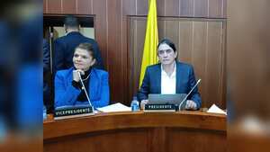 Gustavo Bolívar, tras su elección como presidente de la Comisión Tercera del Senado