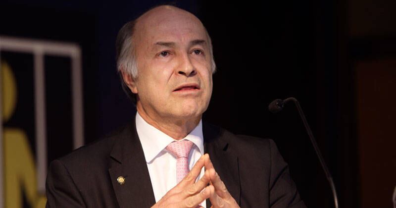 Enrique Gil Botero fue ministro de Justicia en Colombia. 