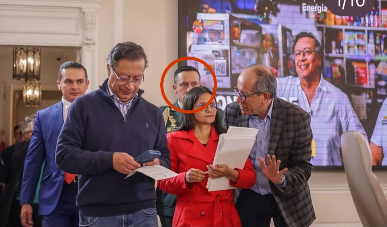 El exedecán del presidente Petro seguiría ejerciendo su labor desde Casa Militar.