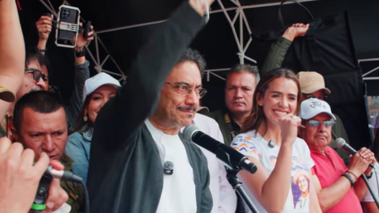 El candidato dio a conocer el respaldo de varios sectores sociales y aseguró que ganará en primera vuelta.
