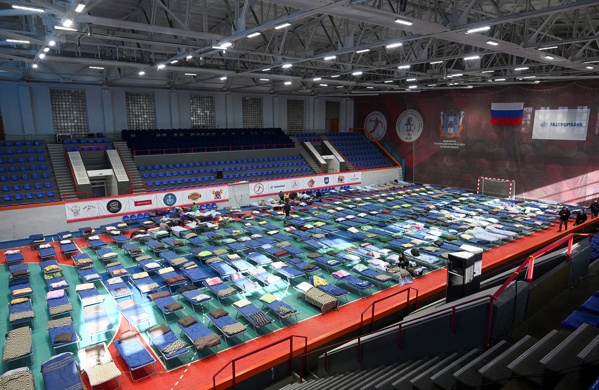 Ucranianas evacuadas en medio de temores de invasión