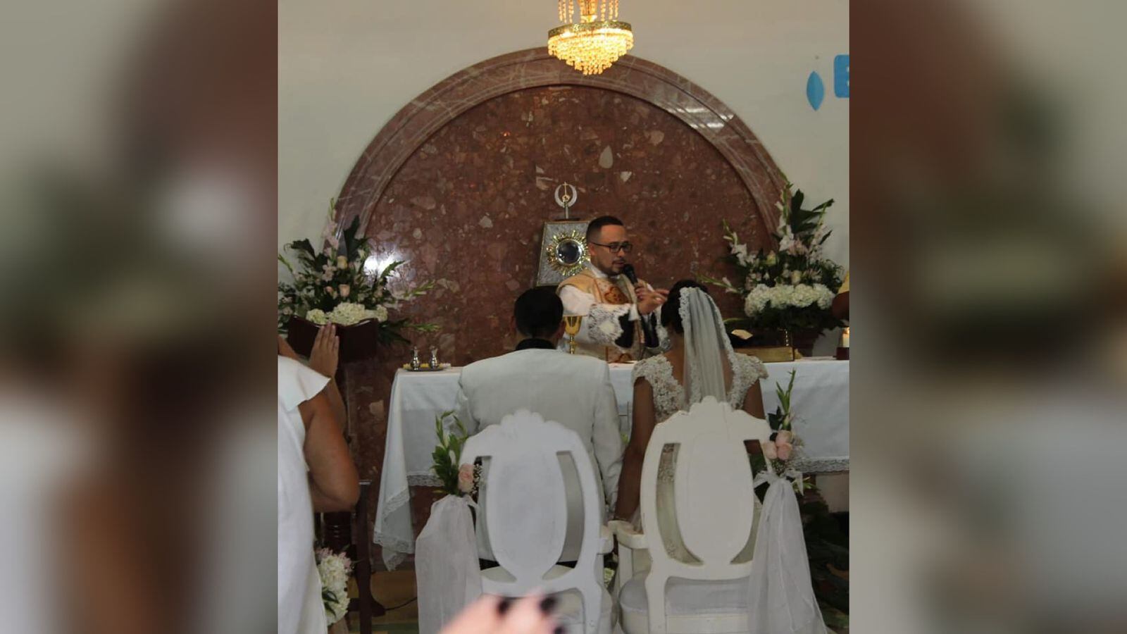 "Fuiste un excelente hijo, hermano, primo, nieto y sacerdote", dicen los seres queridos del sacerdote en redes sociales tras su muerte.
