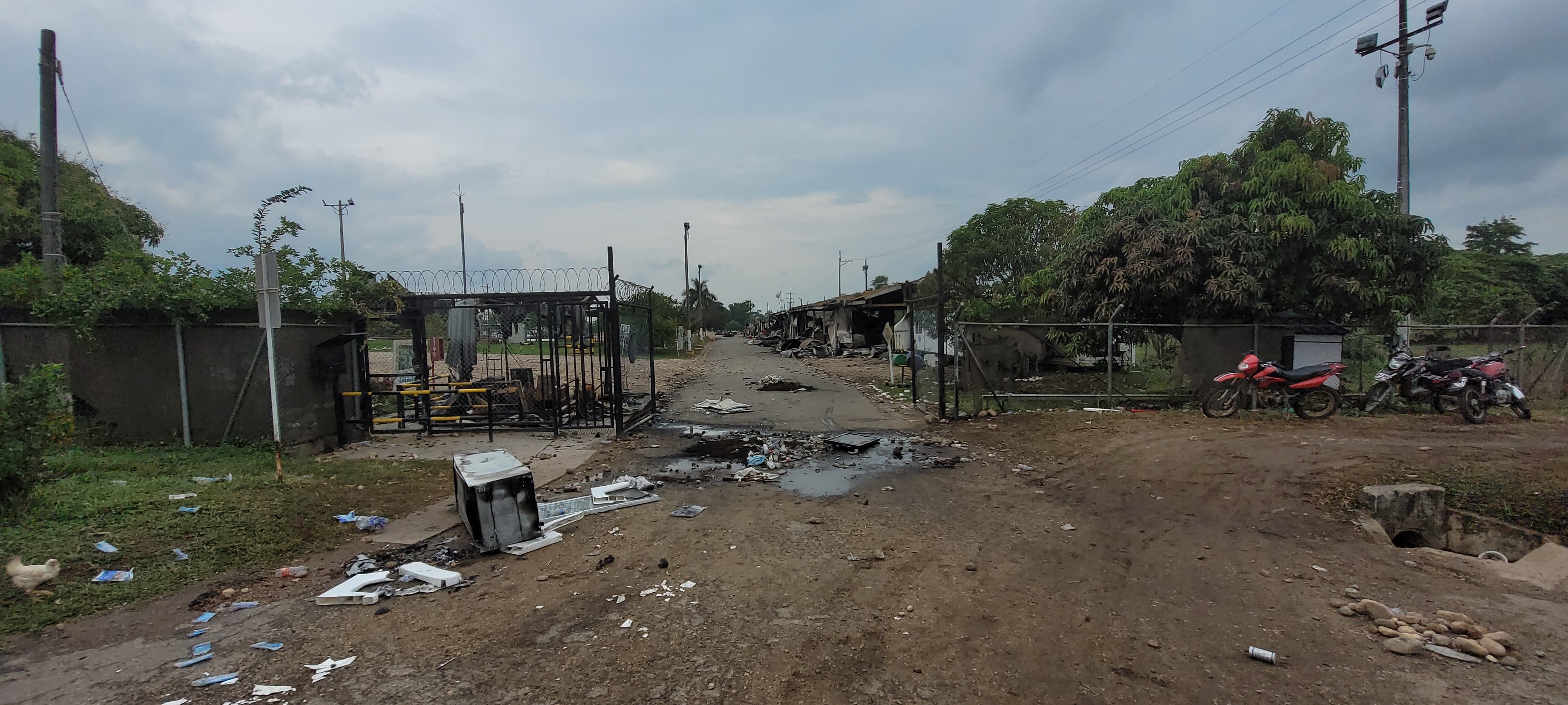 petrolera Emerald Energy destruida