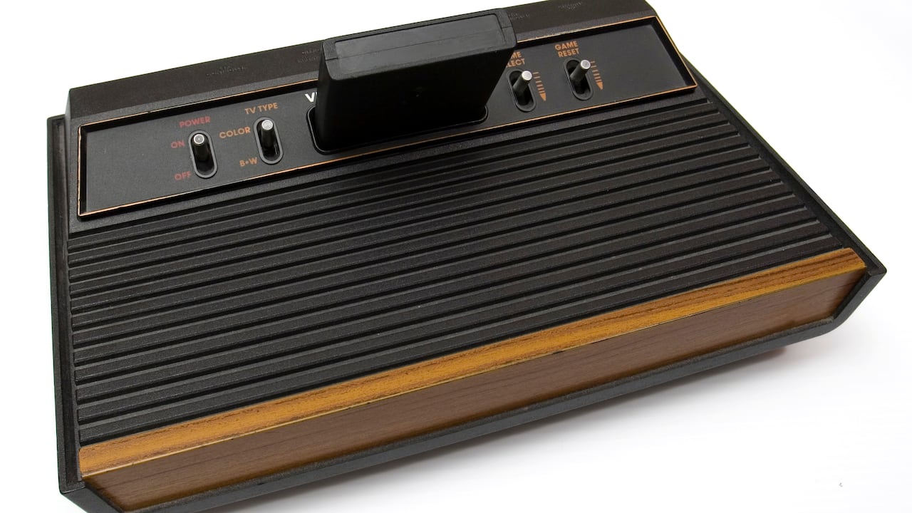 Foto de referencia de un atari clásico