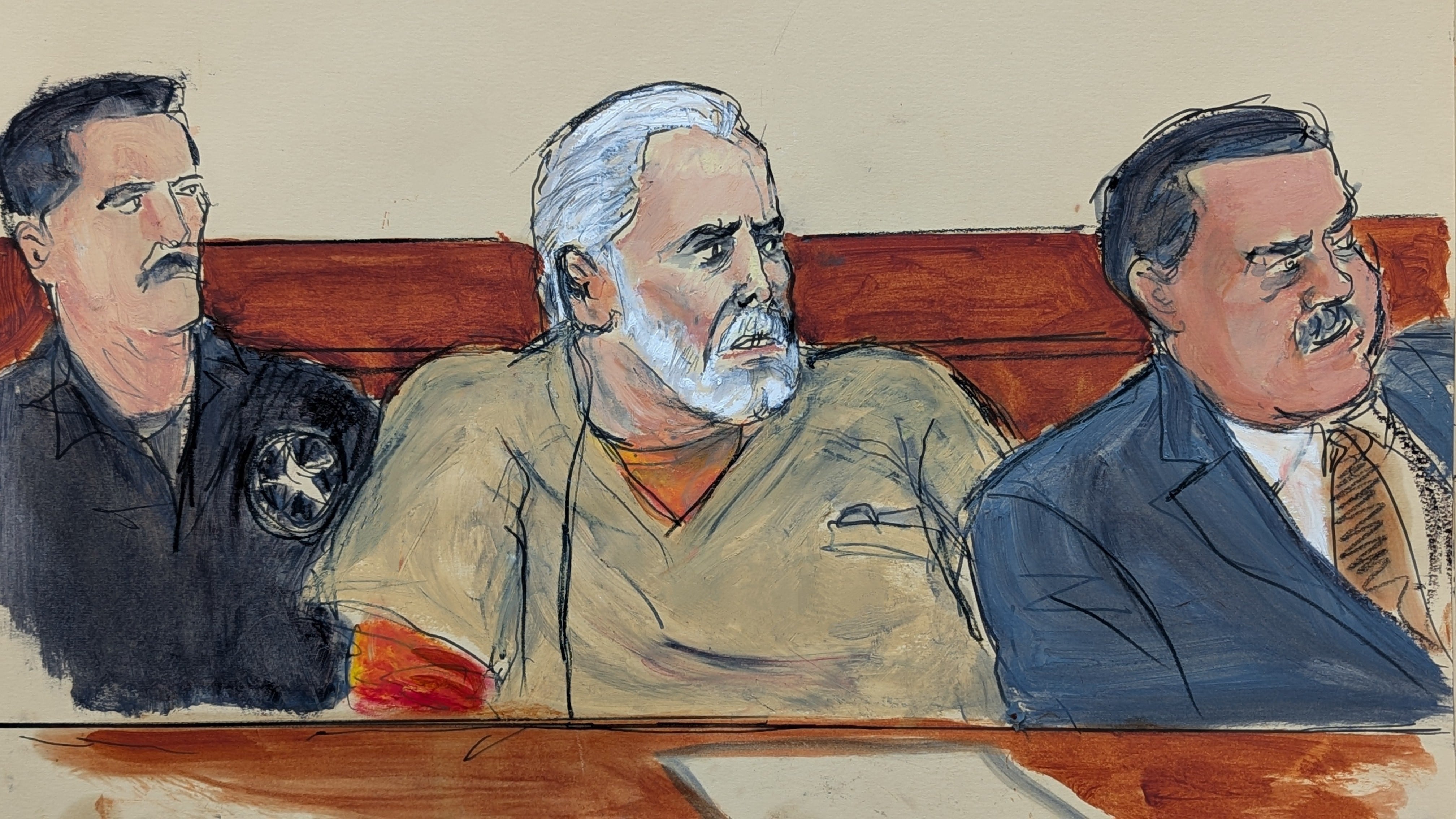 En este dibujo de la sala del tribunal, Ismael "El Mayo" Zambada, en el centro, está sentado en la sala durante su sentencia, flanqueado por un agente federal, a la izquierda, y su abogado Frank Pérez, a la derecha, en un tribunal federal del distrito de Brooklyn, Nueva York.