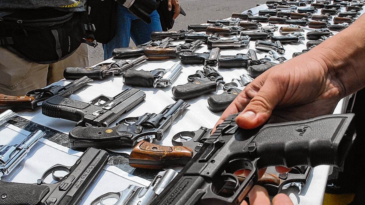 Desde 2017, por orden de la Presidencia de la República hay prohibición del porte de armas en todo el país. Sin embargo, el marcado ilegal crece cada día.