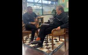 El representante Miguel Polo Polo junto al empresario Mario Hernández