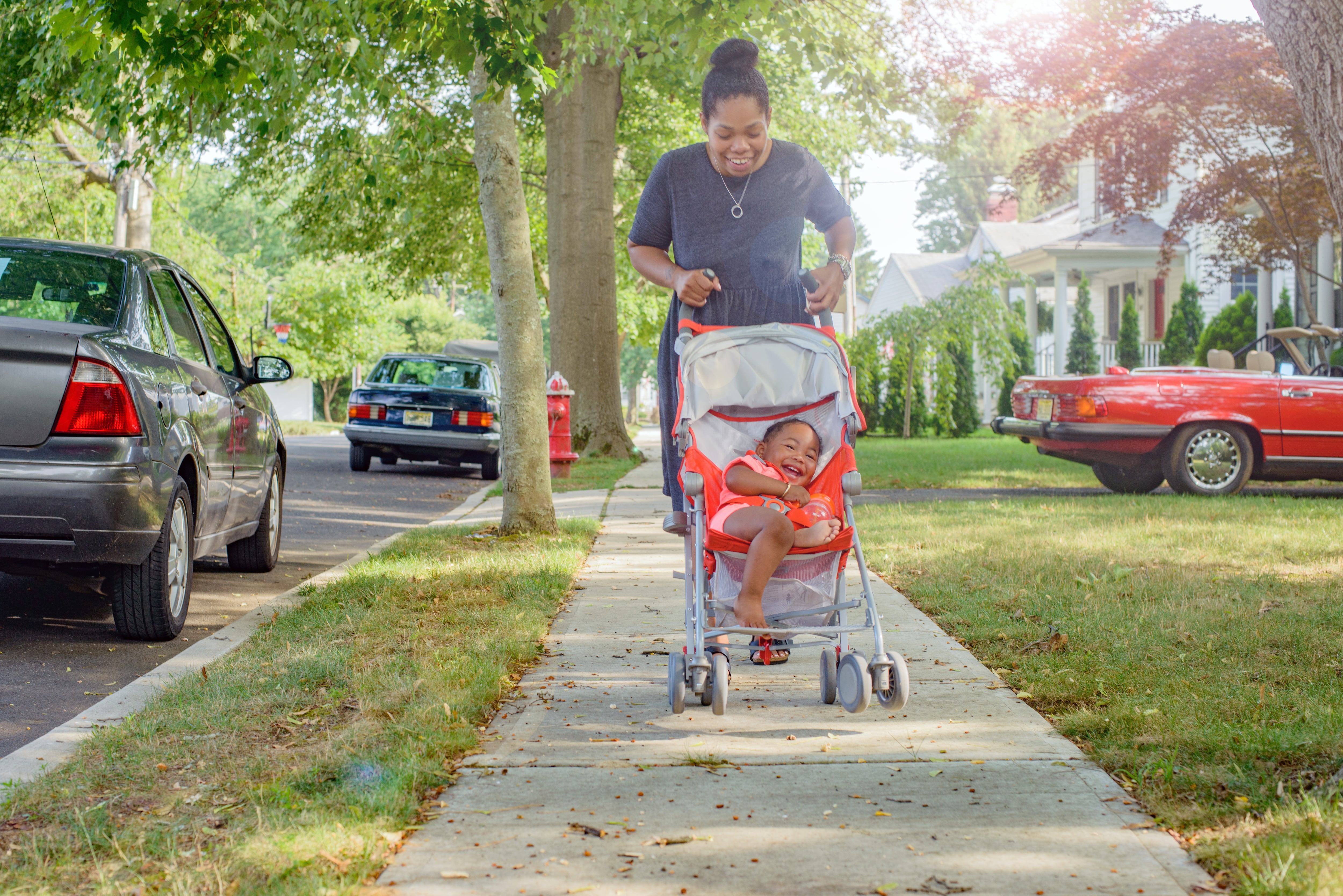 Las dos víctimas iban en la acera del sector conocido como Clinton Hill, en la ciudad de Nueva York.