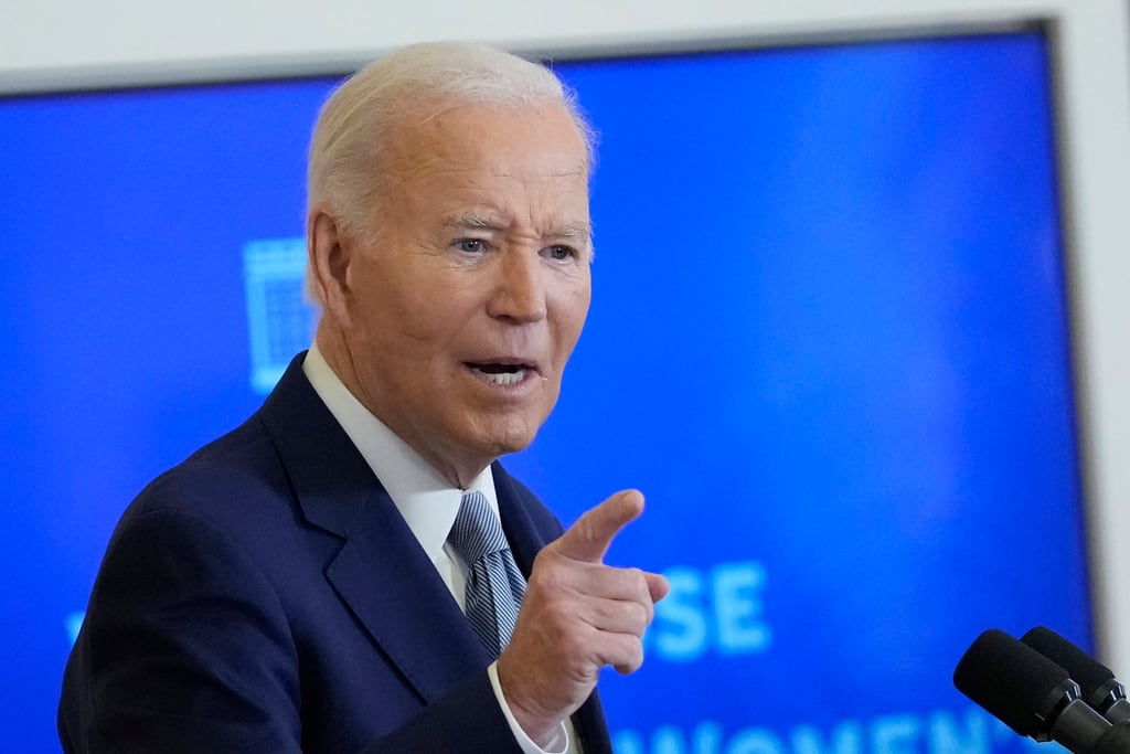 El presidente, Joe Biden, habla en una conferencia sobre investigación sobre salud de mujeres en la Casa Blanca, en la Sala Este de la Casa Blanca en Washington, el miércoles 11 de diciembre de 2024. (AP Foto/Susan Walsh)