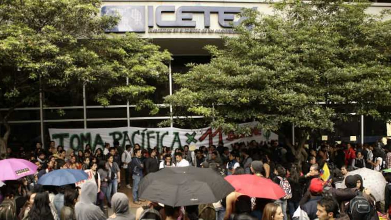 Además de la ley que elimina el cobro prejurídico en el Icetex, también se aprobó la que elimina todos los intereses en los créditos del FNA.