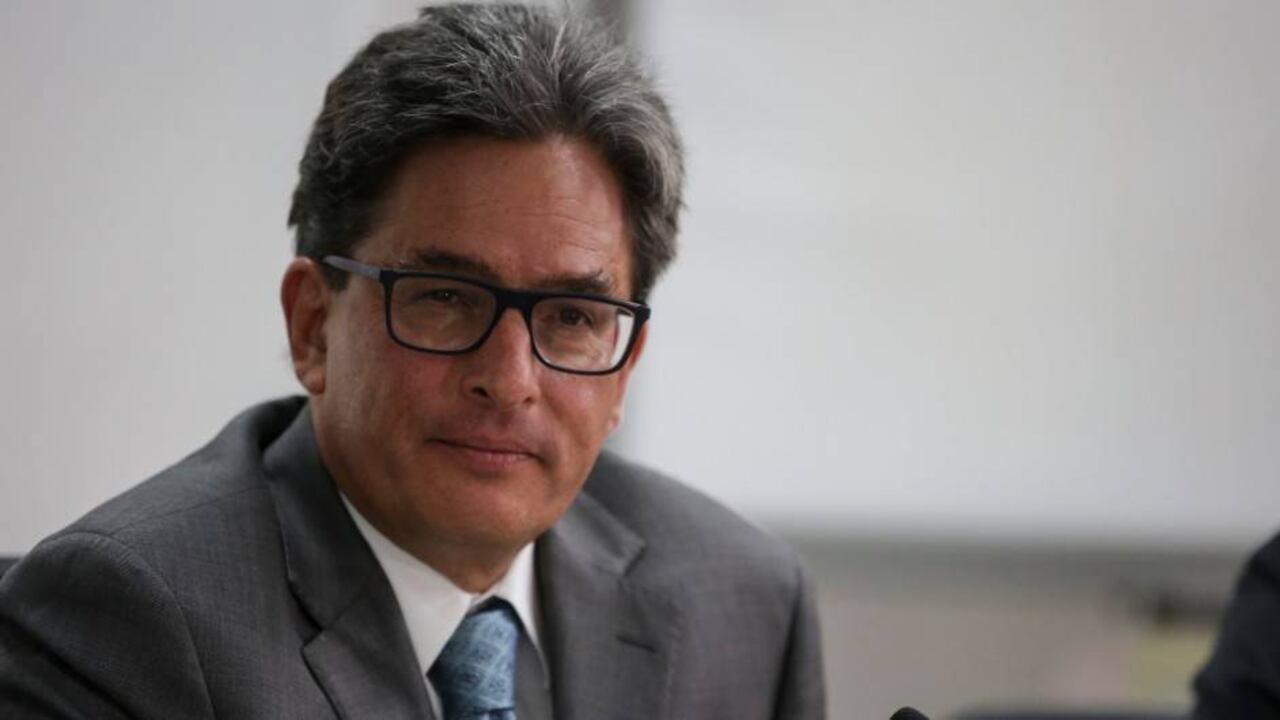 Alberto Carrasquilla.