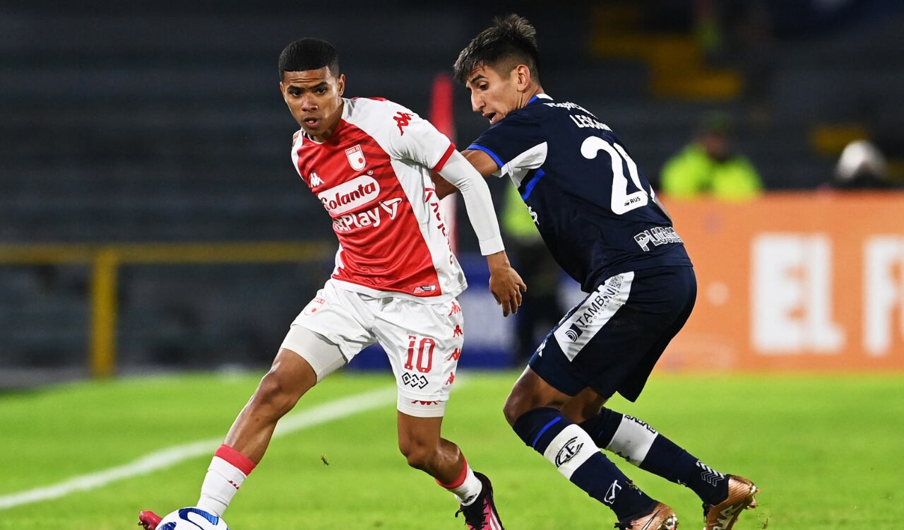 El 10 de Santa Fe, no pudo deslumbrar con todo su talento ante Gimnasia.