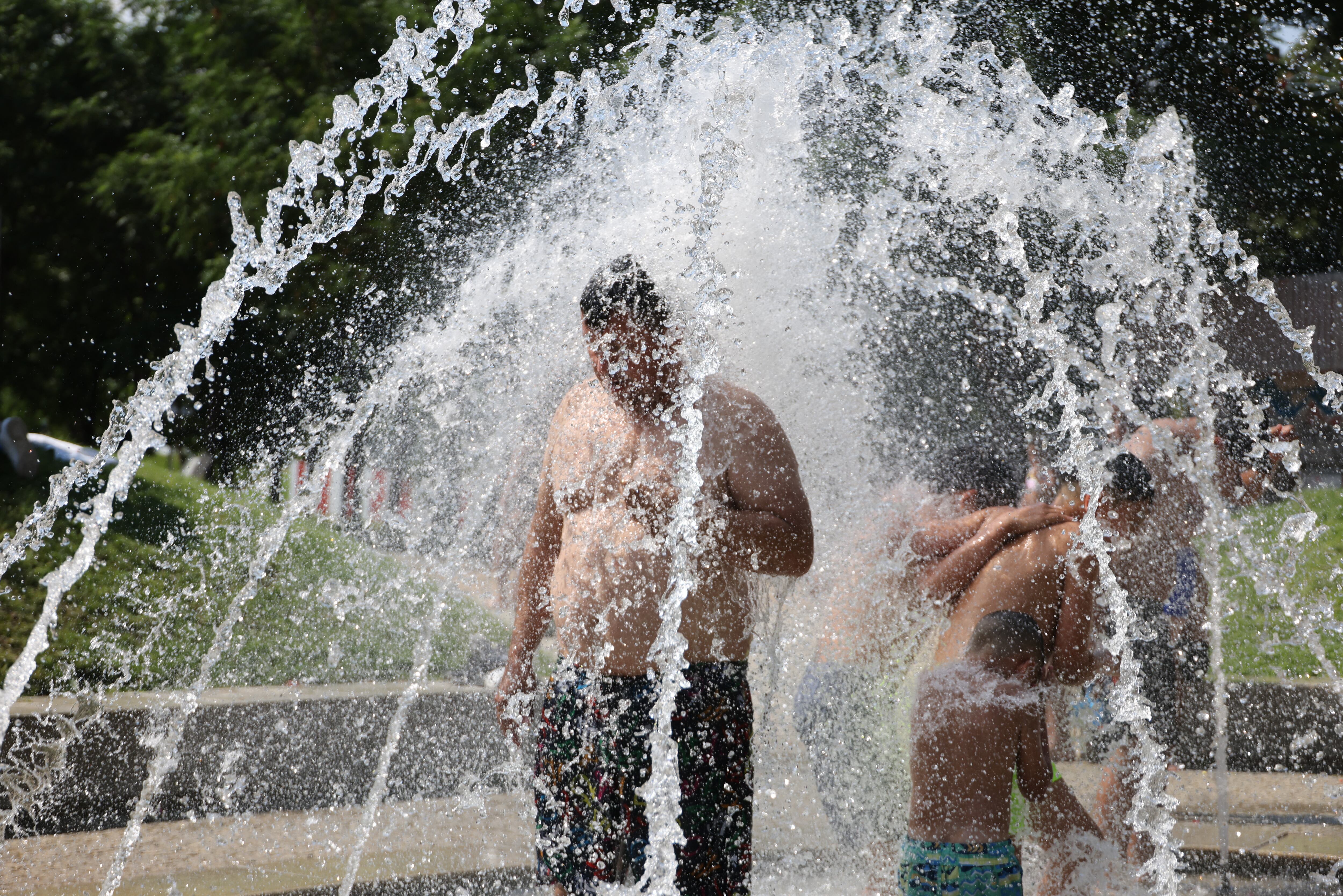 Ola de calor se extiende por el sur de Europa con temperaturas sobre los 46 ºC en España, este sábado 28 de junio de 2025. En España, Portugal, Francia e Italia hay varias ciudades en alerta roja.