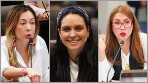 María de Mar Pizarro, Katherine Miranda y Catherine Juvinao, fueron las protagonistas del agarrón.