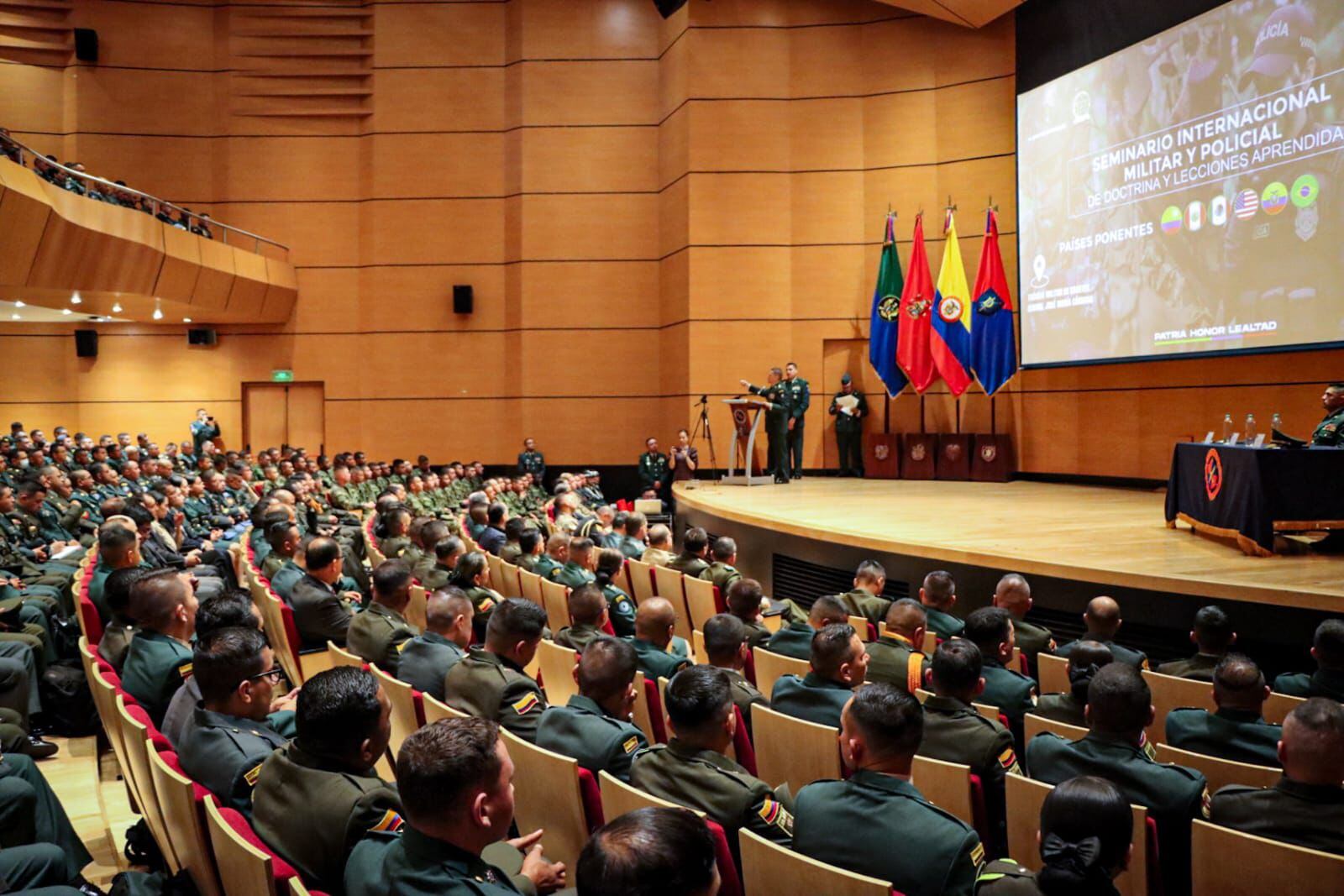 Reunión llevada a cabo en Bogotá.