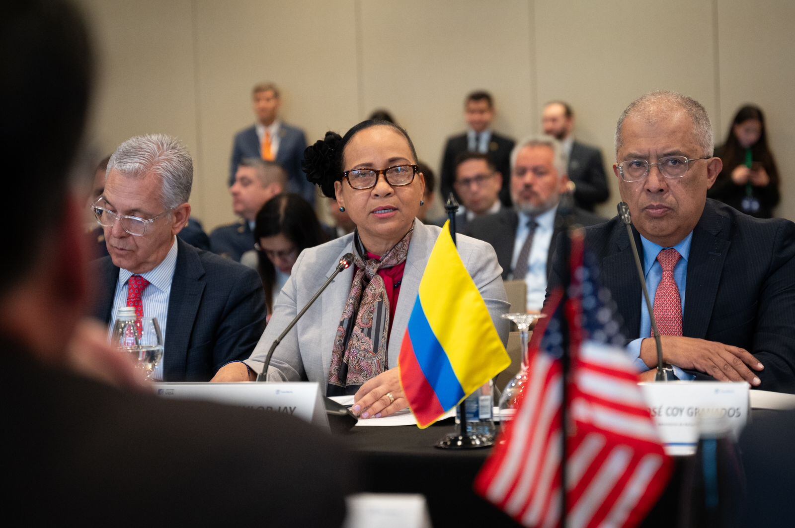 Vicecanciller Elizabeth Taylor.