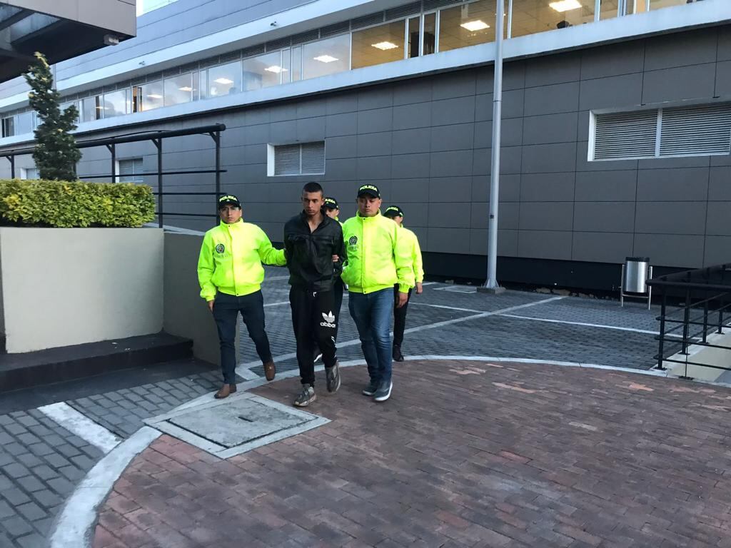 El soldado Yan Carlos Ocasal Bonilla, vive toda una tragedia, con su fusil le disparó a su mejor amigo, quien murió tras la grave herida.