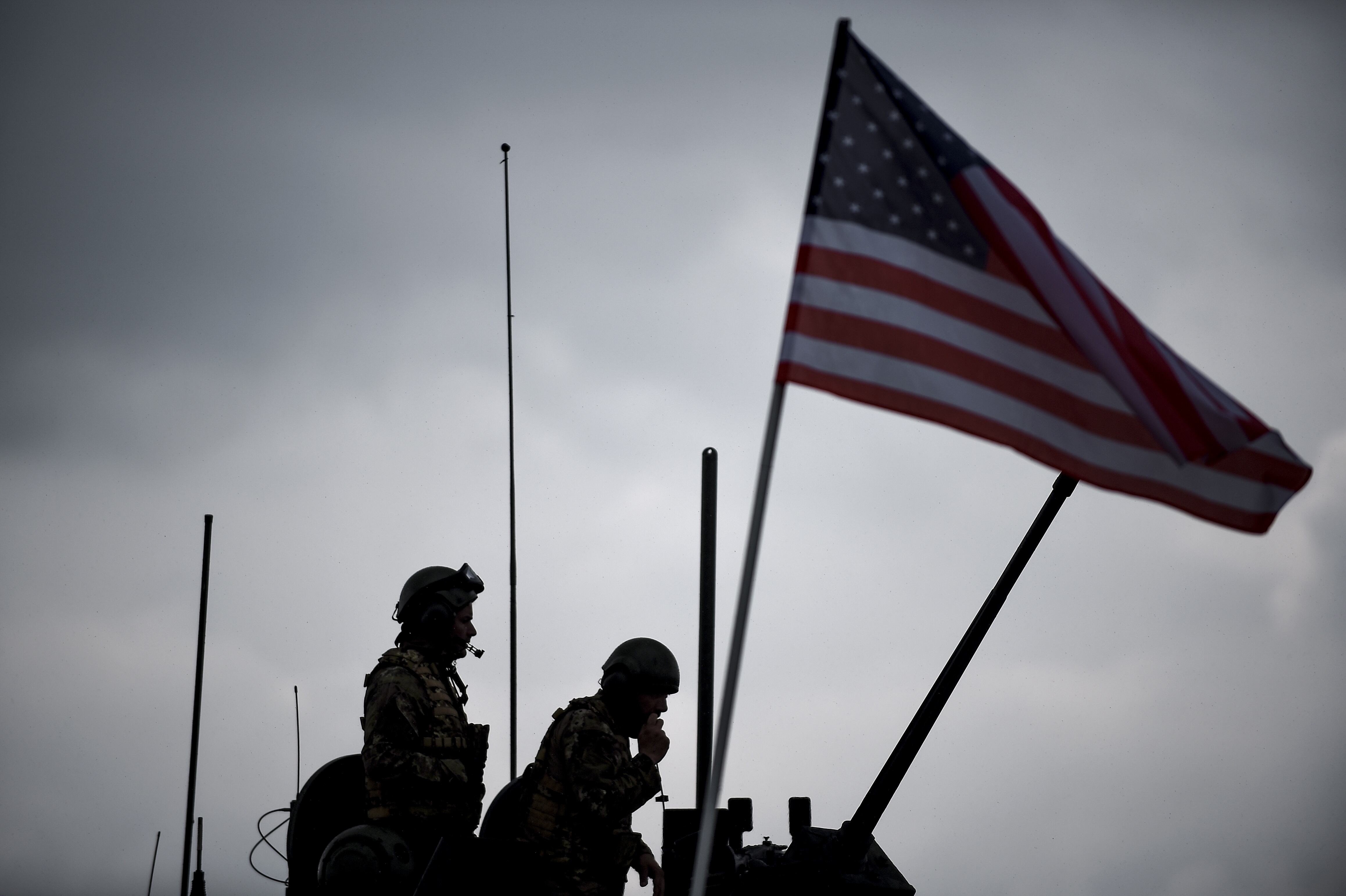 El texto aprueba los 886.000 millones de dólares solicitados por el presidente Joe Biden