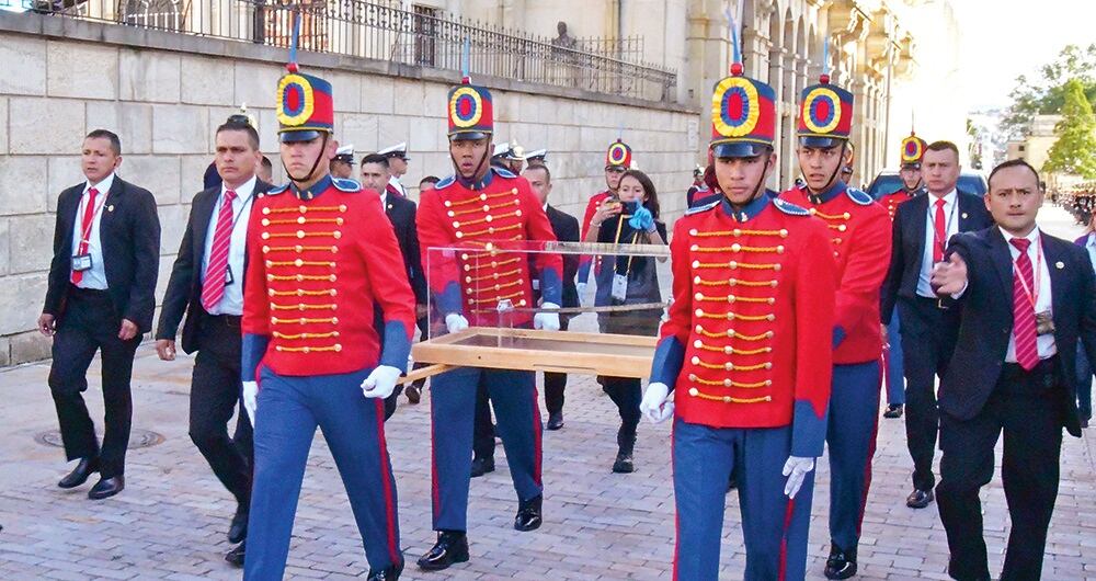 La espada de Bolívar jugó un papel clave en la posesión de Gustavo Petro.