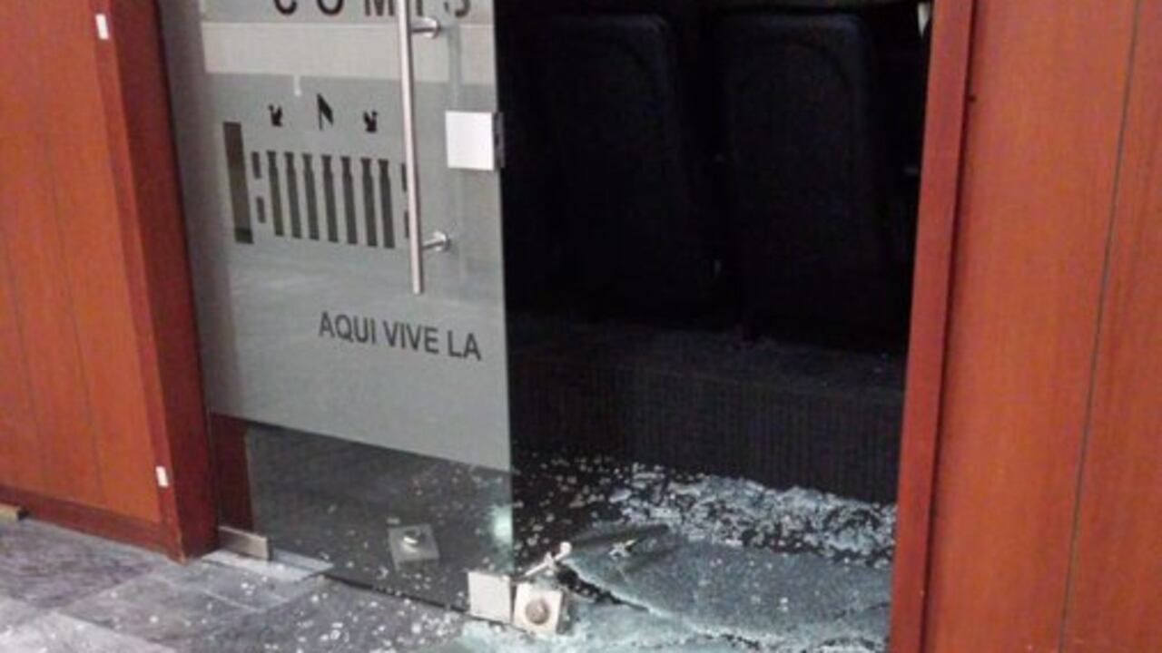 Así amaneció la Comisión Séptima del Senado.