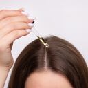 Los aceites ayudan a restaurar la fibra capilar.