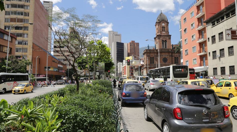 Canadienses denuncian millonario cobro por trayecto de 50 minutos en Medellín. Imagen de referencia, no corresponde a los hechos narrados.