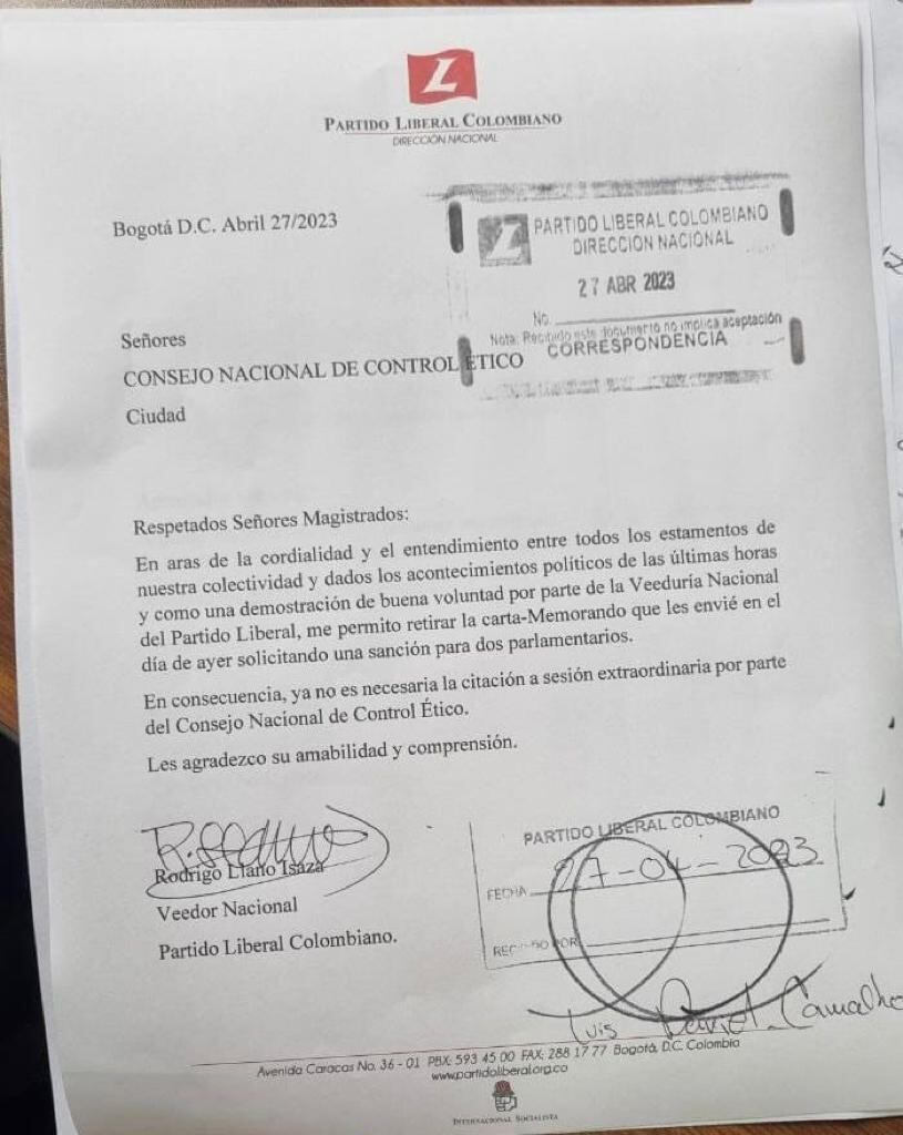 Se retira solicitud para sancionar congresistas liberales que apoyan la reforma a la salud.