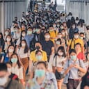 El uso masivo de mascarillas tambi[en ha ayudado a la contención del virus de la gripa en el mundo.