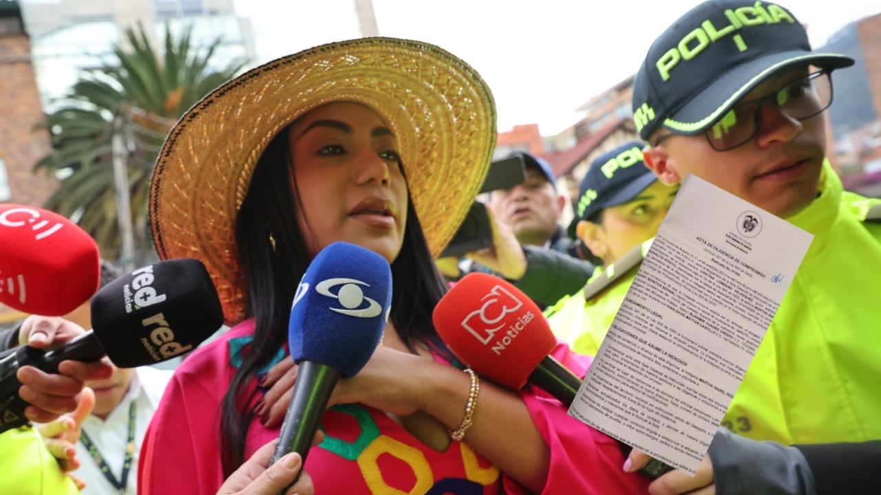 Martha Peralta firmó un acta de obligaciones para recobrar su libertad.